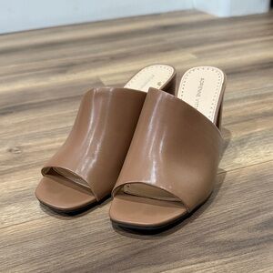 Adrienne Vittadini Brown Mules